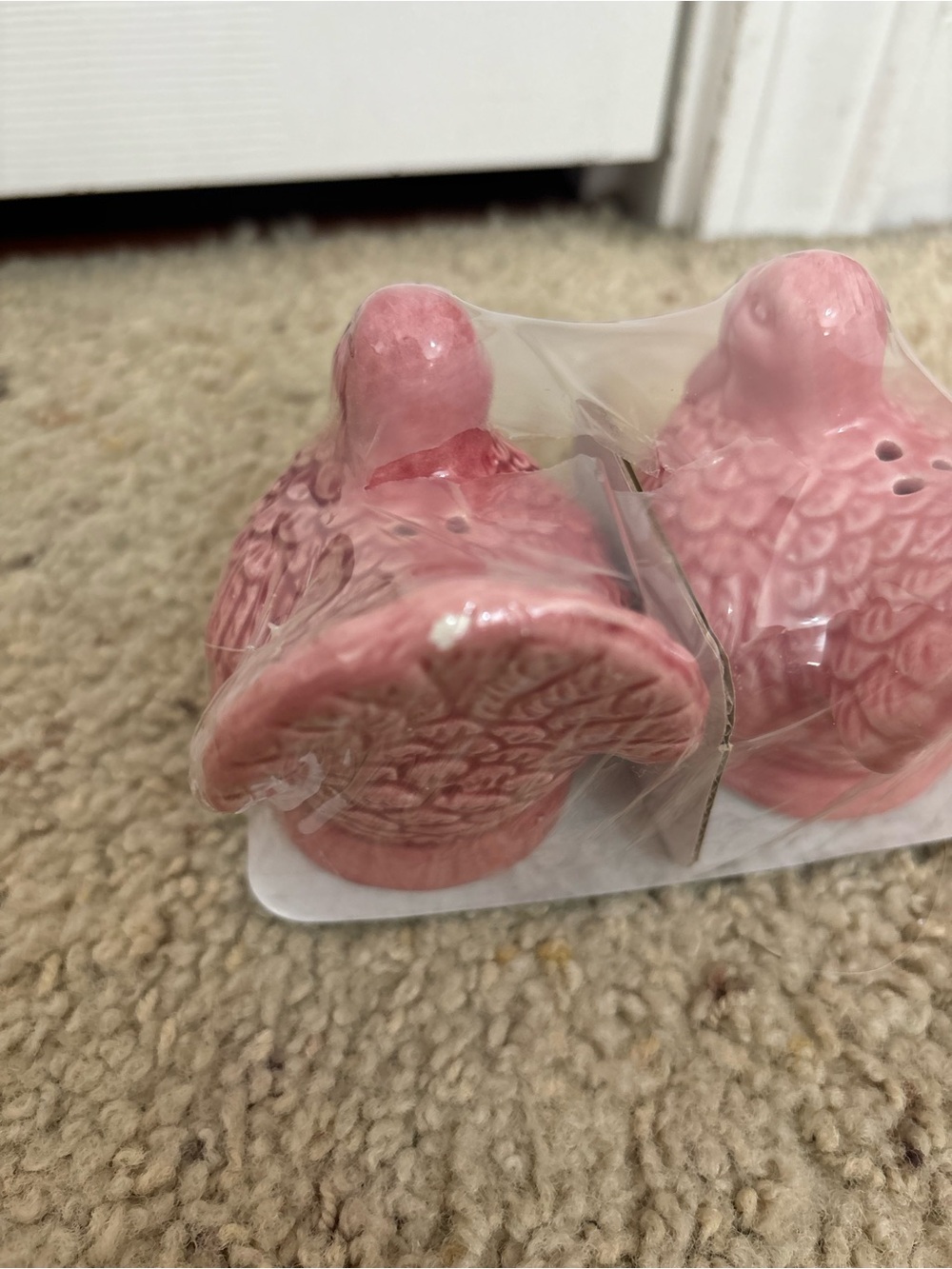 NWT Pink Turkey Salt & Pepper Shakers - Picture 5 of 5